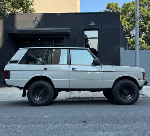 1995 Range Rover Classic 300TDI Manual in Porsche Chalk Grey